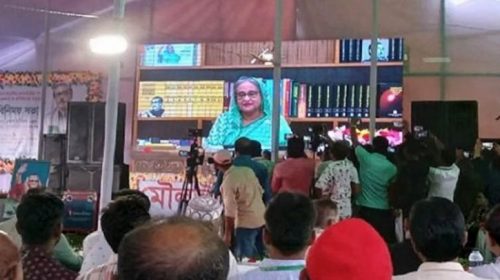 চা-শ্রমিকদের সঙ্গে বৈঠকে বসেছেন প্রধানমন্ত্রী