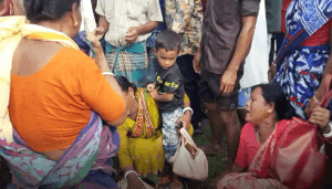 যেভাবে ডুবে যায় নৌকাটি