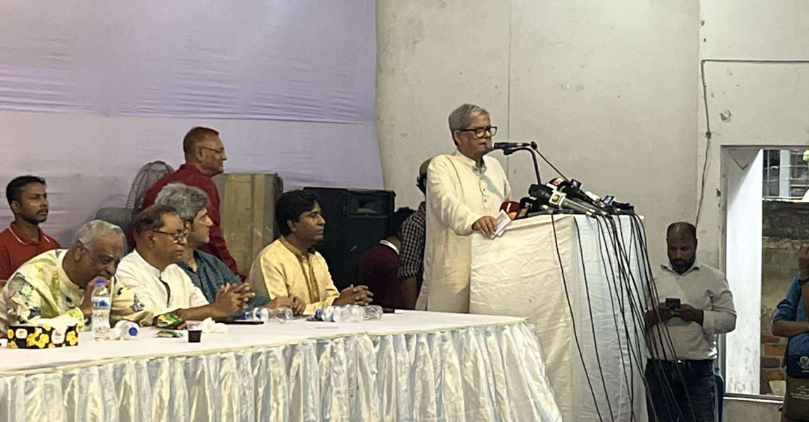 গণতন্ত্র পুনরুদ্ধারের সুযোগ হারালে বাংলাদেশ পিছিয়ে যাবে : মির্জা ফখরুল