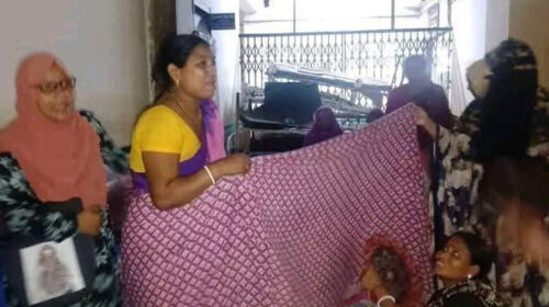 হাসপাতালের বারান্দায় দুই নারীর সন্তান প্রসব, এক নবজাতকের মৃত্যু