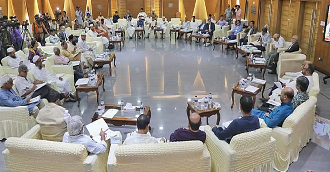 তিন বাহিনী ও দুই গোয়েন্দাপ্রধান নিয়োগ সরাসরি রাষ্ট্রপতির হাতে রাখার প্রস্তাব কমিশনের