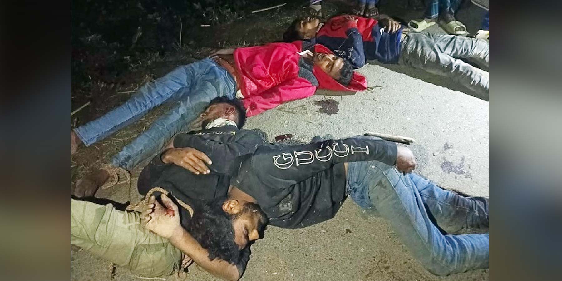 নগরকান্দায় চোর সন্দেহে চার যুবককে গণপিটুনি, নিহত ১