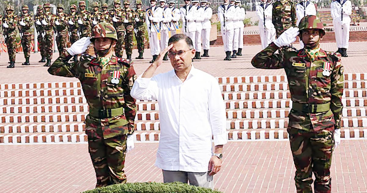 জাতীয় স্মৃতিসৌধে নতুন প্রধানমন্ত্রীর শ্রদ্ধা