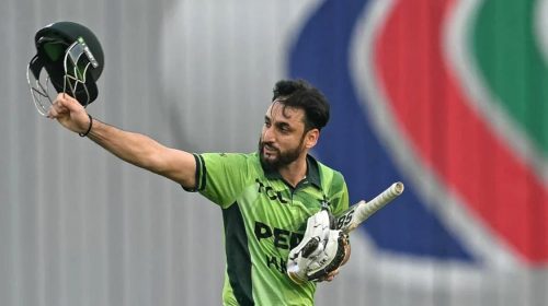 গ্লাভস-হেলমেট ছুড়ে মেরে শাস্তি পেলেন সালমান