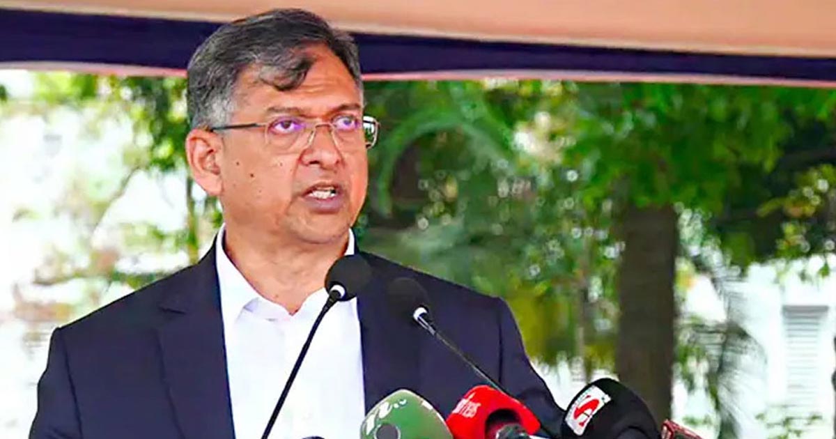 বর্তমান পোশাকে সন্তুষ্ট নয় পুলিশ : স্বরাষ্ট্রমন্ত্রী