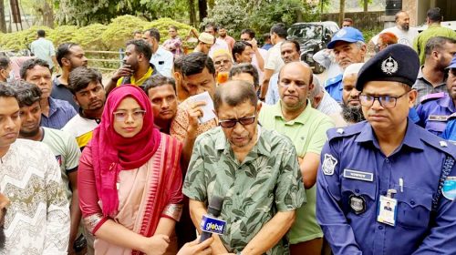স্বাস্থ্যসেবা জনগণের দোরগোড়ায় পৌঁছে দিতে চাই: স্বাস্থ্যমন্ত্রী