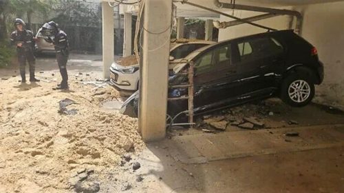ইরানের ক্ষেপণাস্ত্র হামলায় ইসরায়েলে নিহত ১, আহত ২