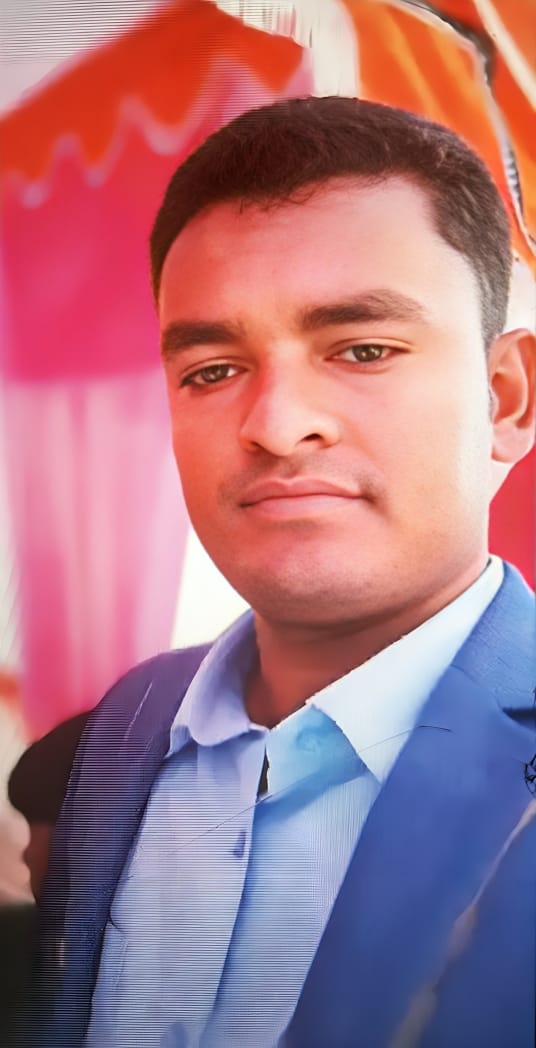 মদিনায় হুন্ডি ব্যবসার অভিযোগ: বাঞ্ছারামপুরের সিএনজি চালক এখন কোটি টাকার মালিক, গ্রেফতারের দাবি